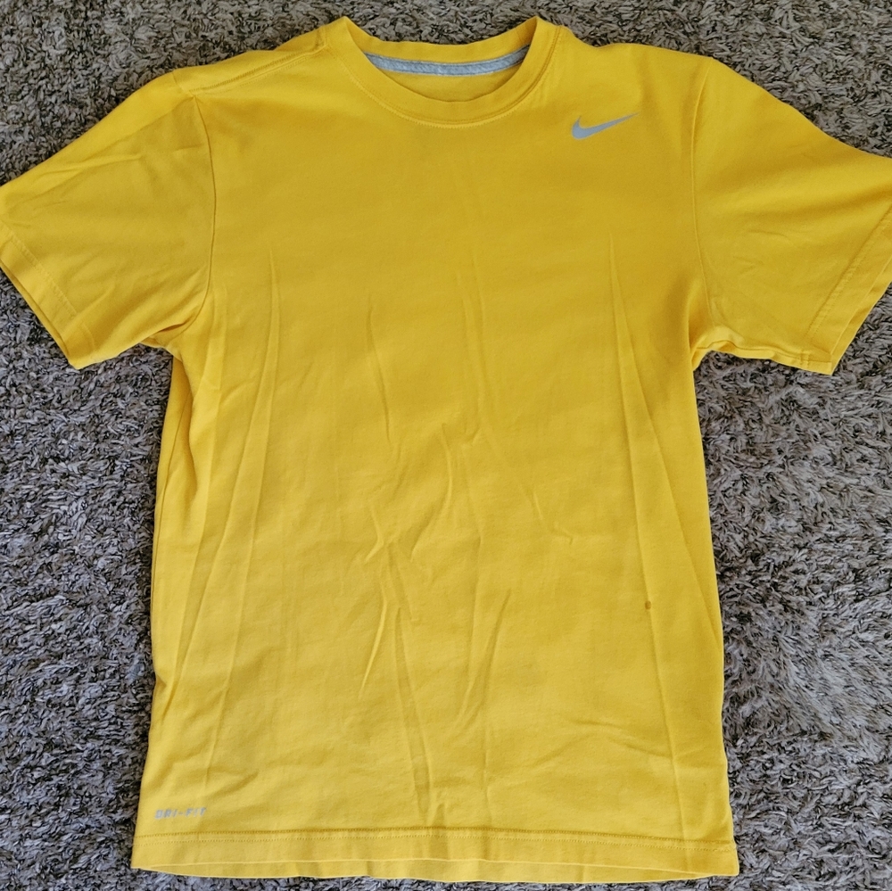 Nike Athletic Shirt Small